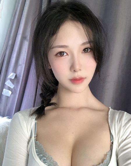 巜年轻的小婊3免费看